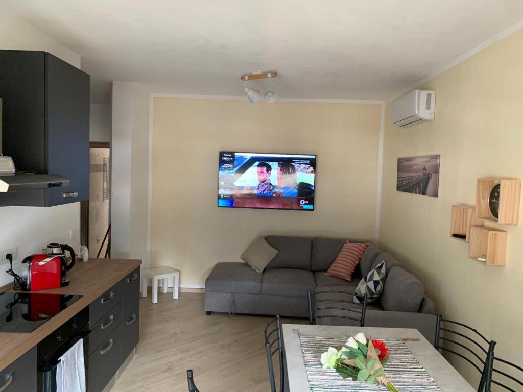Apartamento Alfiumea Tirano Exterior foto